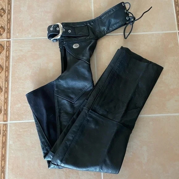 Women’s Authentic Harley Davidson Black Leather Chaps Like New Condition X Small - Picture 1 of 8